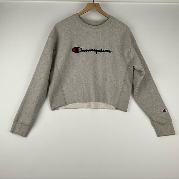 Champion Reverse Weave Cropped Crewneck Sweatshirt – Size Medium - Picture 1 of 9
